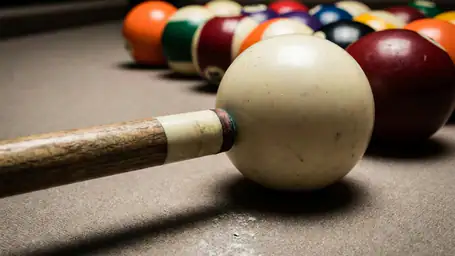 La Estrategia Detrás del Tiro en 8 Ball Pool header