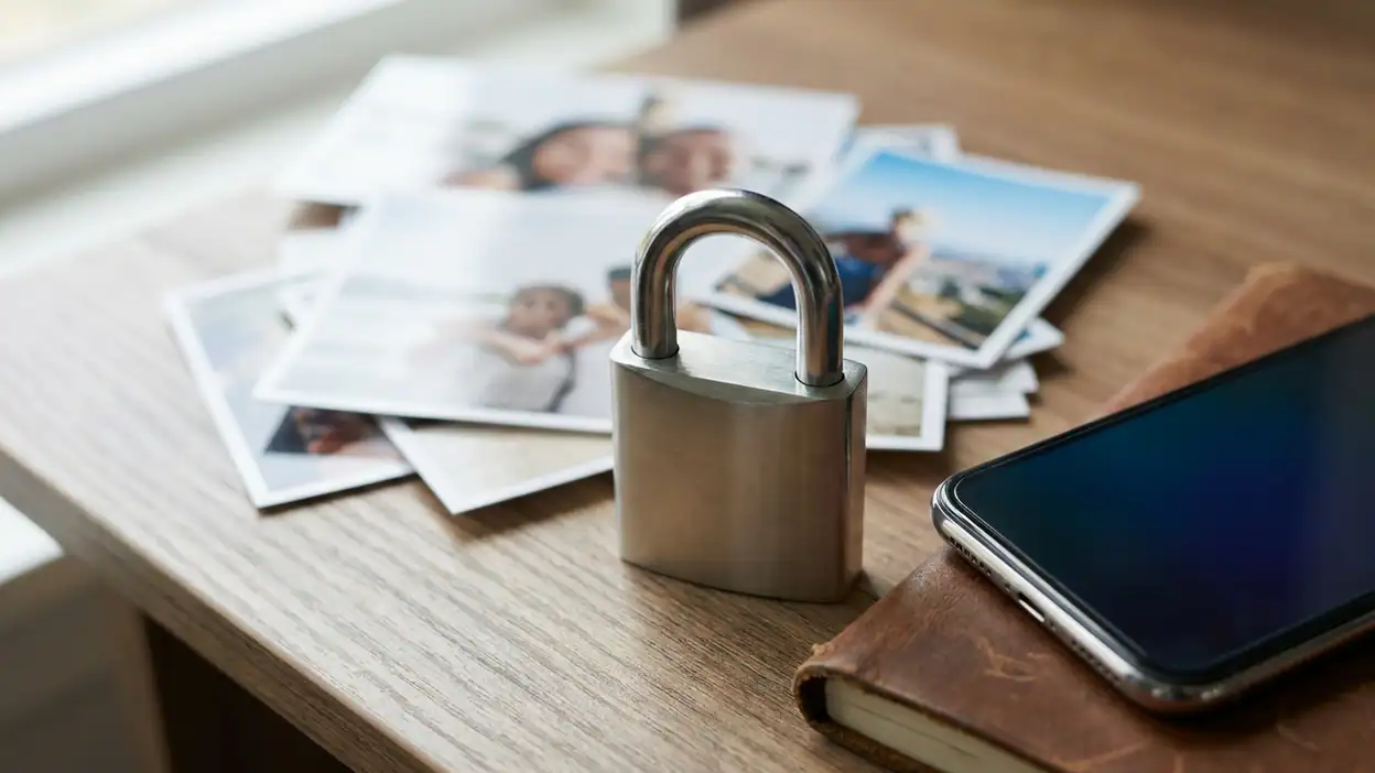 Protege tus Recuerdos: La Eficiencia de Ocultar fotos - Photo Lock App header